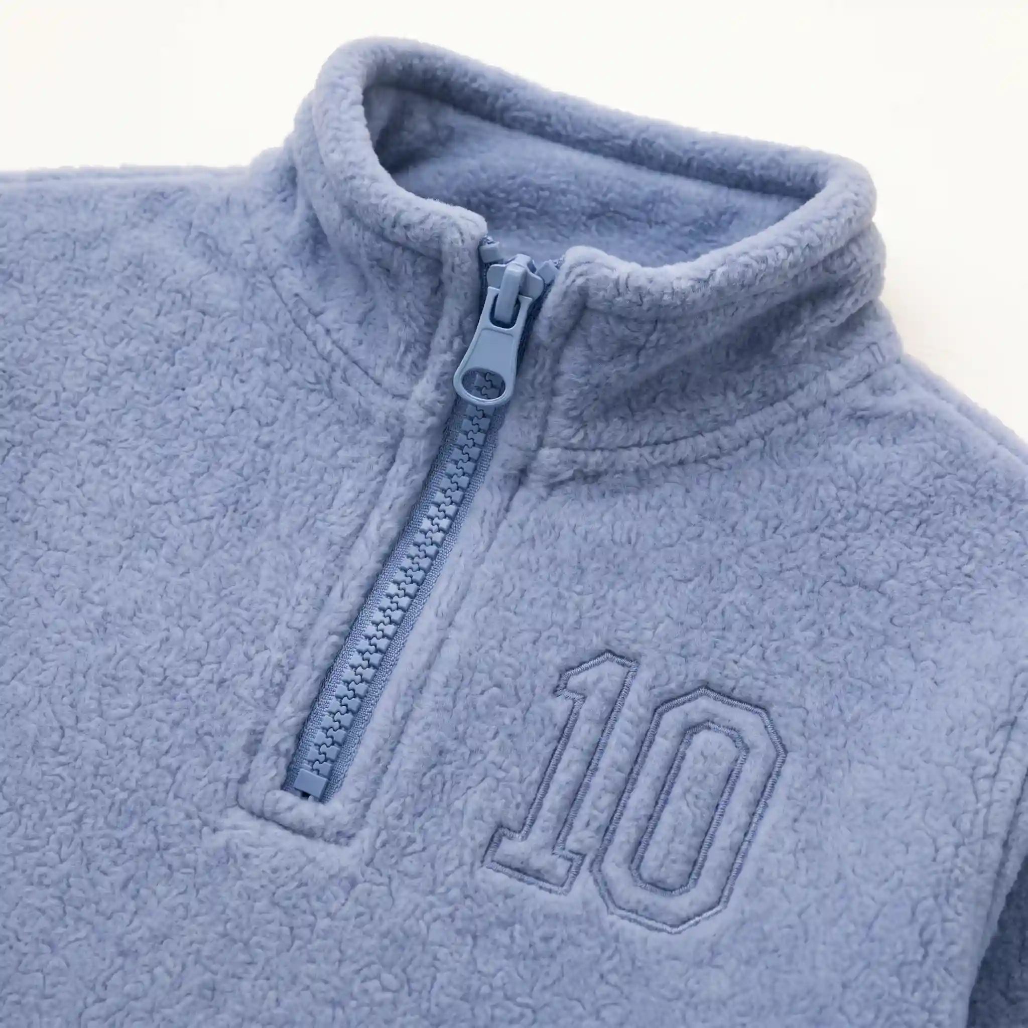 Buzo Micropolar celeste | Tienda Olivia Uruguay