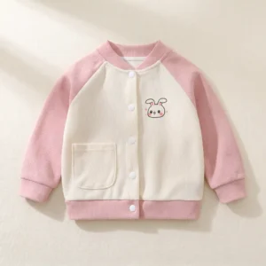 Campera de algodón para bebé color rosa y blanca con detalle de conejito