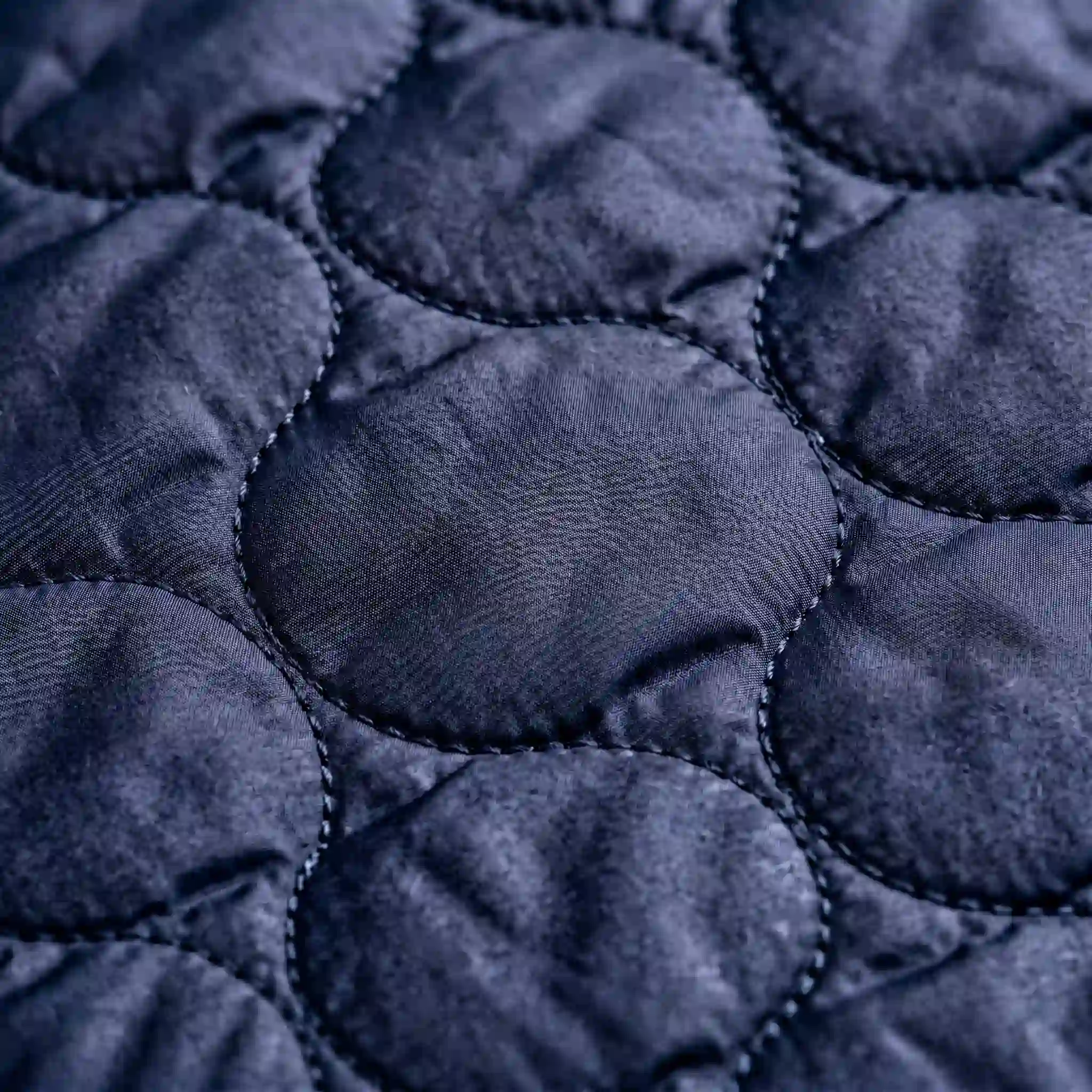 Campera de matelassé azul con capucha | Tienda Olivia Uruguay