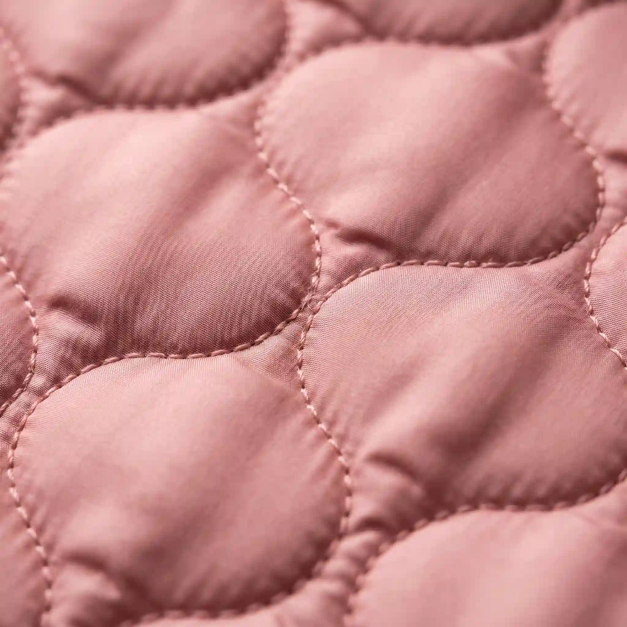 Campera de matelassé rosa con capucha | Tienda Olivia Uruguay
