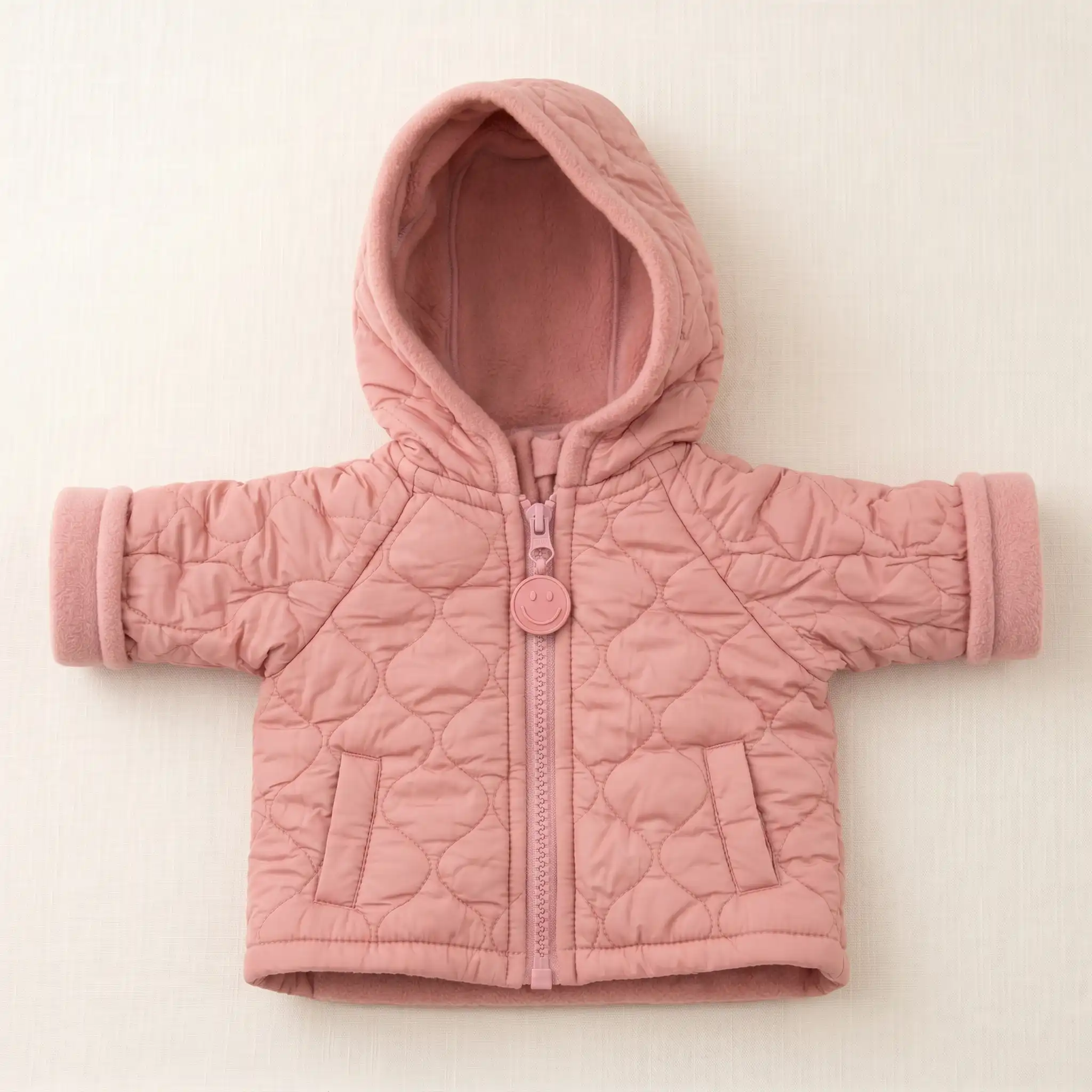 Campera de matelassé rosa con capucha | Tienda Olivia Uruguay